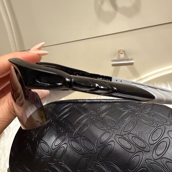 Oakley Black Shield Sunglasses - Picture 15 of 16